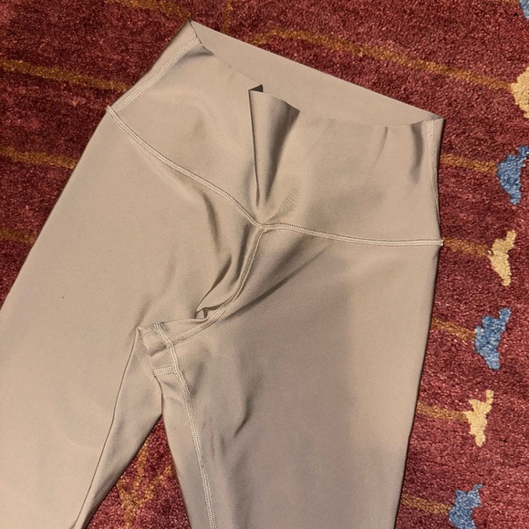 ✨ High Waist Airlift Legging - Picture 8 of 10